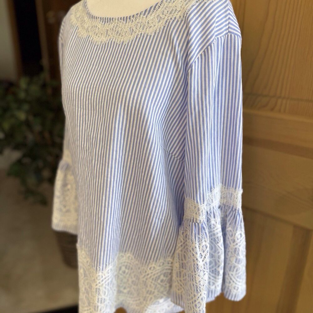 Zac & Rachel Shirt Womens Large Stripe Lace Trim‎ Tunic Blouse Blue White Stripe